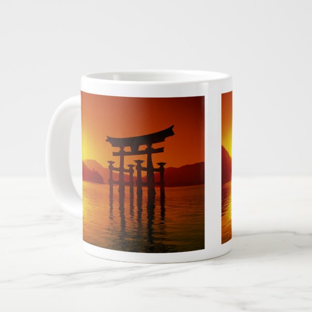 O-Torii Gate, Itsukushima-Schrein, Miyajima Jumbo-Tasse (Vorderseite Links)