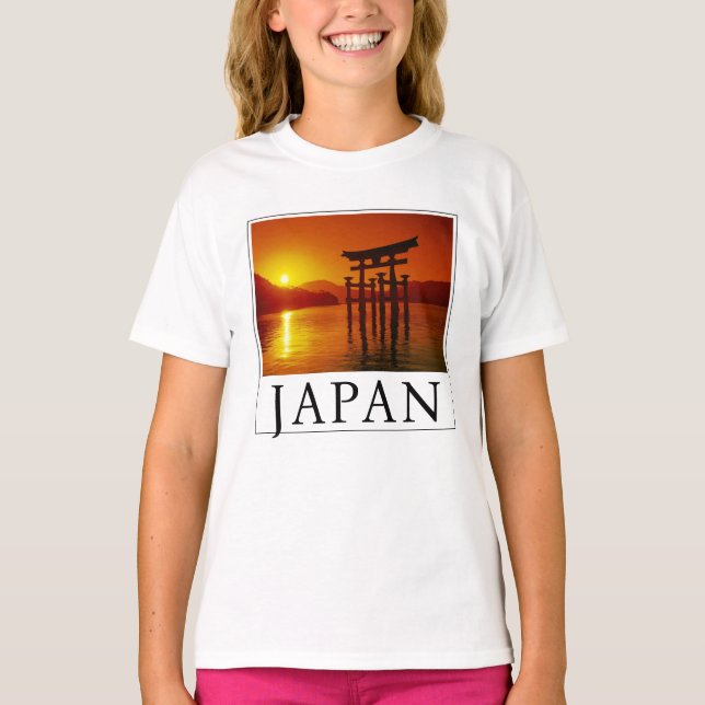 O-Torii Gate, Itsukushima Shrine | Miyajima, Japan T-Shirt (Vorderseite)