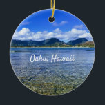 Oahu Beach Cove  Keramik Ornament<br><div class="desc">Aussicht auf den tropischen Ozean und das Ko'olau Gebirge in Kailua auf der Insel Oahu,  Hawaii.</div>