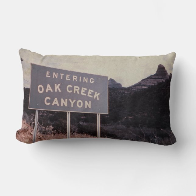 Oak Creek Canyon, Retro Arizona Wüste Landschaft Lendenkissen (Vorderseite)