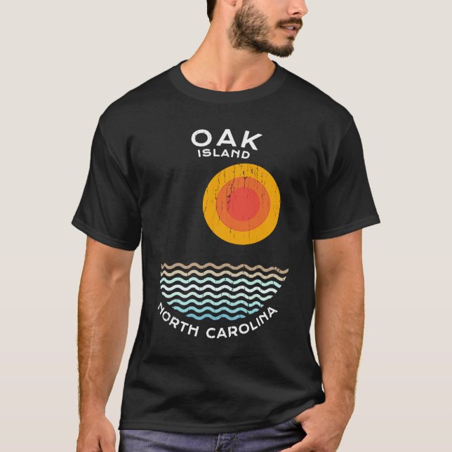 Oak Island NC Summertime Vacationing Squiggly Wave T-Shirt (Vorderseite)