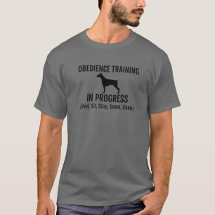 Obedienzausbildung im Progress-Ferse-Sit Bleibe T-Shirt