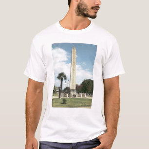 Obelisk von Theodosius I, mit einer römischen T-Shirt