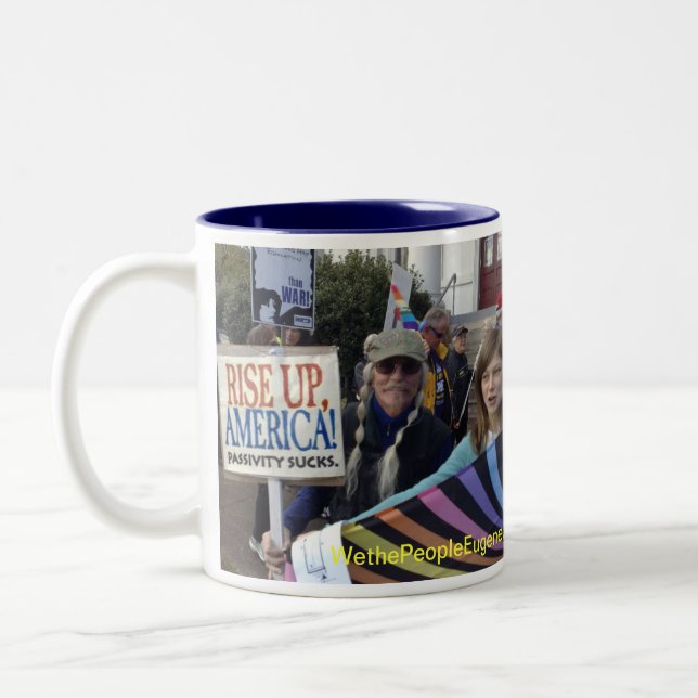 Oben steigt Amerika Zweifarbige Tasse (Links)