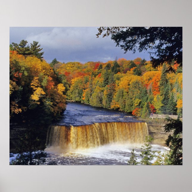 Obere Tahquamenon Falls in UP Michigan im Herbst Poster (Vorne)