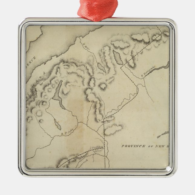 Oberes und untereres Kanada Silbernes Ornament (Vorne)