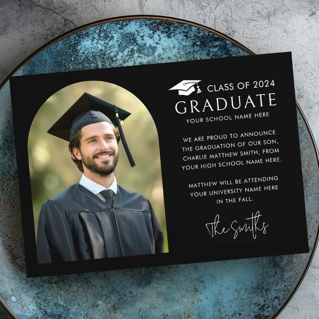 Oberteil aus elegantem schwarzem Foto Ankündigung (Elegant arch black photo graduation cap announcement)