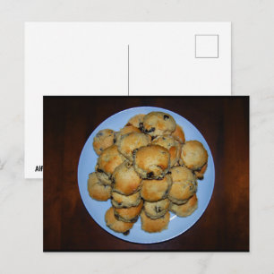 Obst-Scones auf Holz serviert Postkarte