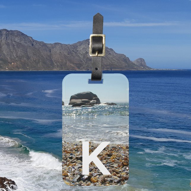 Ocean and Beach White Modern Monogram Foto Gepäckanhänger (Front Vertical with Background)
