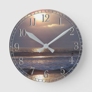 Ocean Beach Waves Surfer Sunset Wall Clock Runde Wanduhr