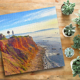 Ocean Lighthouse auf dem Rocky Cliff Foto in Kalif Puzzle