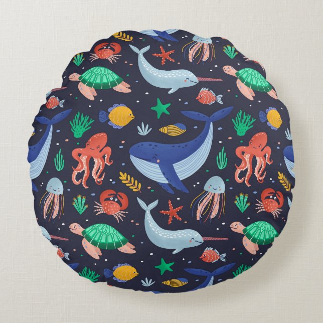 Ocean Sleep Rundes Kissen (Vorderseite)