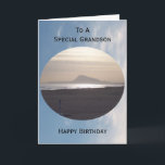 Ocean Sunrise Personalisiert Grandson Geburtstag Karte<br><div class="desc">Grußkarte Ozean Sonnenaufgang Enkel Geburtstagskarte. Passen Sie diese Geburtstagskarte mit jedem beliebigen Text an und lassen Sie sie dann ausdrucken und an Sie senden oder laden Sie sie sofort auf Ihr Mobiltelefon herunter. Wenn Sie Hilfe bei der Anpassung benötigen, kontaktieren Sie uns über den Link auf dieser Seite. Meeresfotografie personalisierte...</div>