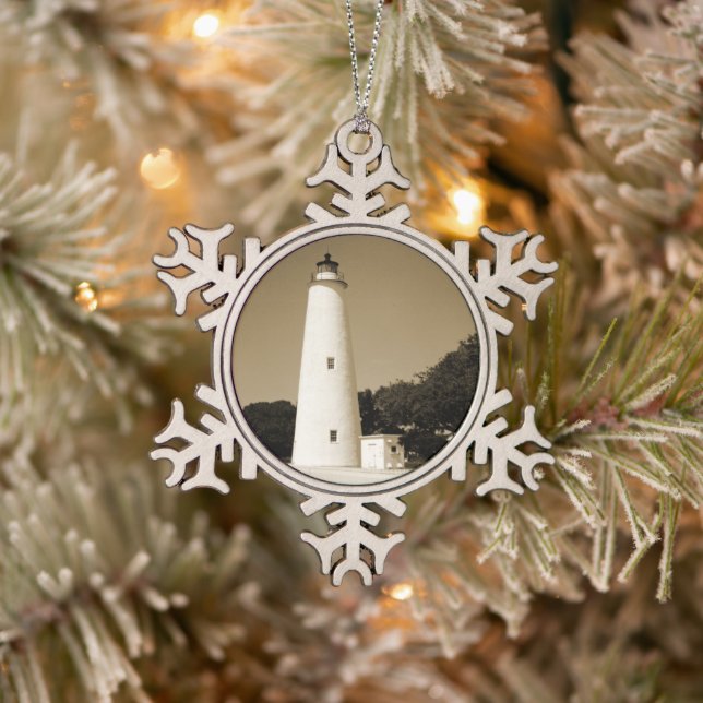 Ocracoke Lighthouse Schneeflocken Zinn-Ornament (Baum)