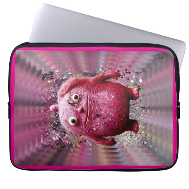 OddFriends - Pink Whimsical Creature Poster Laptopschutzhülle (Vorderseite)
