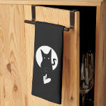 Ode to Liebe Katzen Küchentücher von Poet Adiela A<br><div class="desc">Das Ode to Liebe Cat Kitchen Handtuch ist ein wunderschön gestaltetes Symbol der Liebe, das dieses niedliche Teetuch schmückt. Das von der Poesie des Buches Inspirierte Design stammt aus dem inneren Kunstwerk, das in der Anfängerausgabe der literarischen Zeitschrift The Quill Ink Review mit dem Titel Ode to Liebe zu finden...</div>