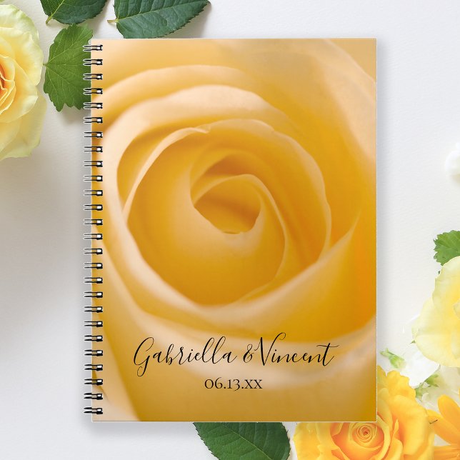 Off White Rose Blumenblume Wedding Guest Book Notizblock (Von Creator hochgeladen)