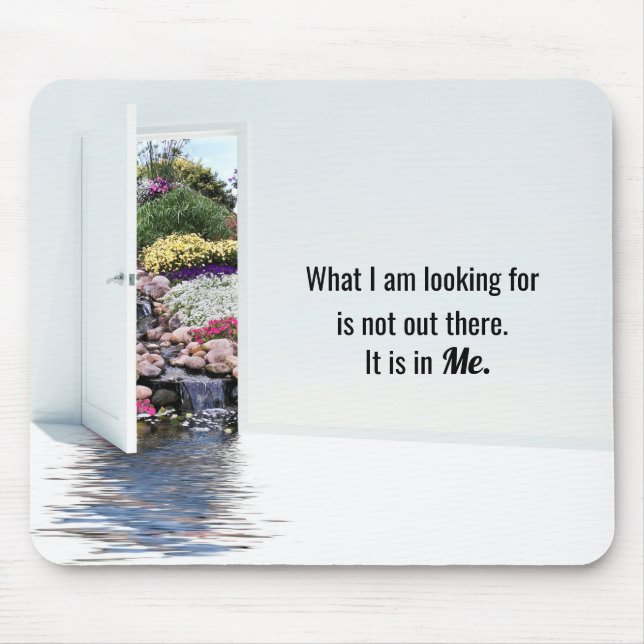 Offene Tür im Garten Mousepad (Vorne)