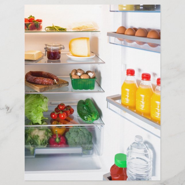 Offener Kühlschrank mit Essen (Vorderseite)