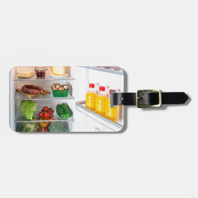 Offener Kühlschrank mit Essen Gepäckanhänger (Vorderseite horizontal)