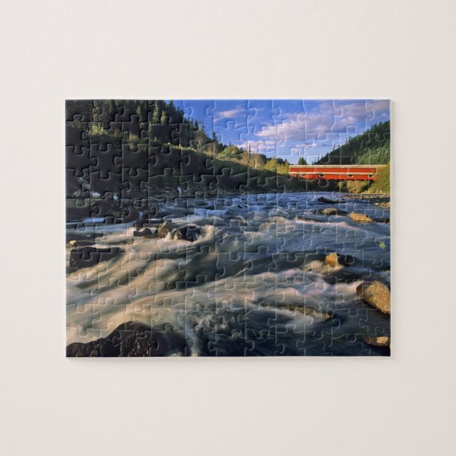 Office Covered Bridge ist die längste in Oregon Puzzle (Horizontal)