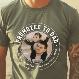 Offiziell zum Foto des klassischen Abzeichens des T-Shirt