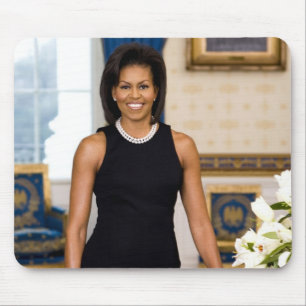 Offizielles Porträt erster Dame Michelle Obama Mousepad