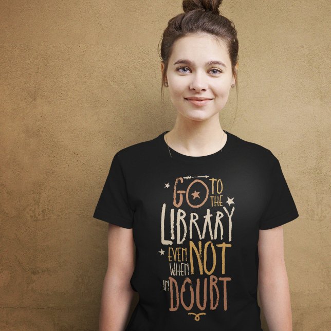 Öffnen Sie den T - Shirt Library Quote (Von Creator hochgeladen)
