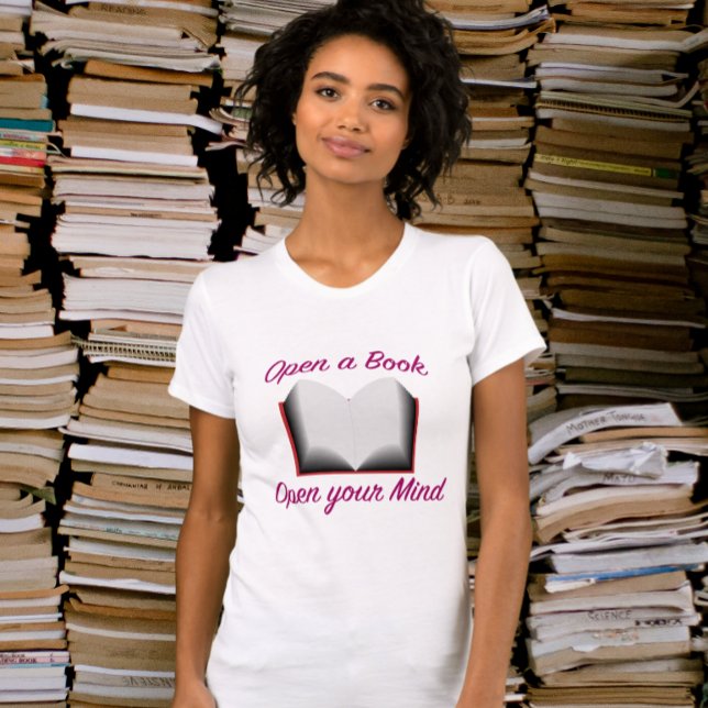 Öffnen Sie ein Buch, öffnen Sie Ihren Geist T-Shirt (Von Creator hochgeladen)