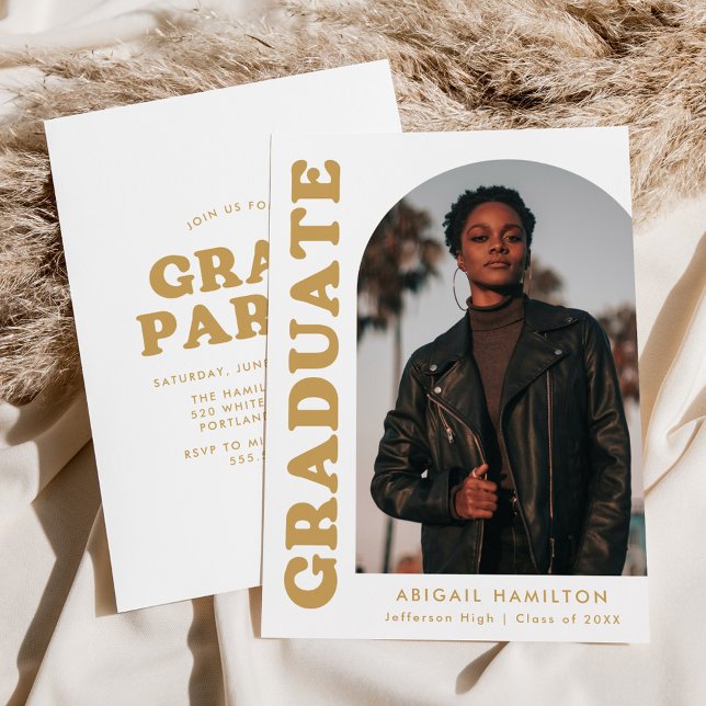 Offset Arch Gold Photo Graduation Party Einladung (Von Creator hochgeladen)
