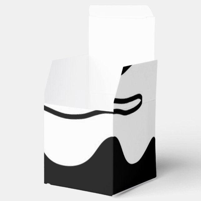 Offsetkammer: Abstrakt Schwarz, Weiß und Rot Geschenkschachtel (Geöffnet)