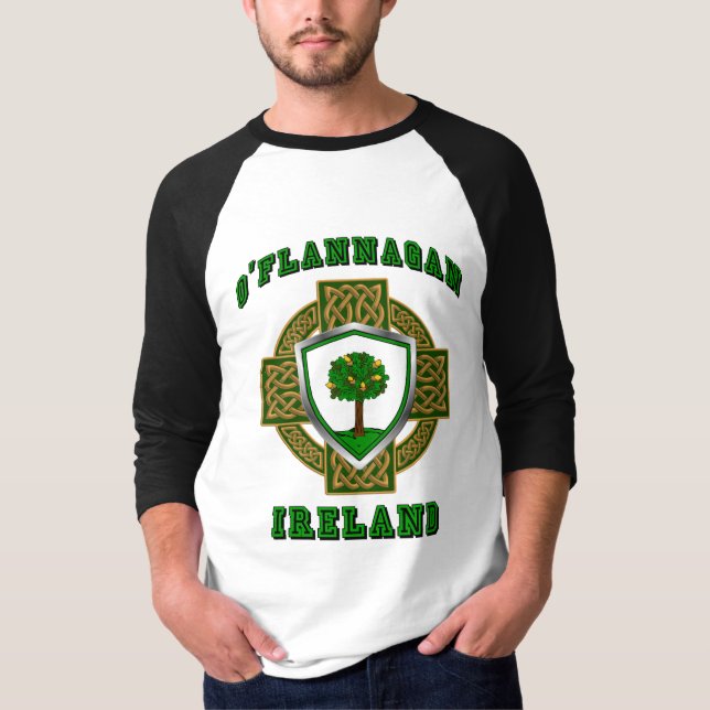 O'Flannagan/Flannagan Irischer Schild mit keltisch T-Shirt (Vorderseite)