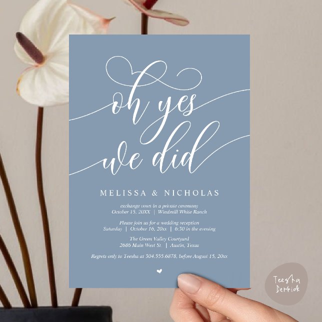 Oh Ja, Wir Haben es Getan Moderne Script Flitterwo Einladung (Oh Yes We Did Modern Creative Script Elopement Announcement Dinner Card in Dusty Blue)