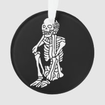 Oh, mein Skelett ruht seinen Kopf auf einem