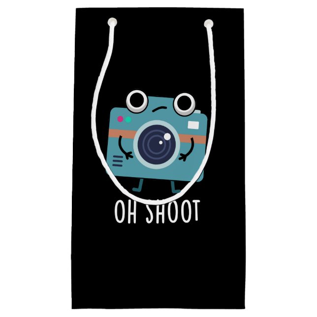 Oh Shoot Funny Fotografy Camera Pun Dark BG Kleine Geschenktüte (Vorderseite)