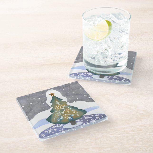 Oh Weihnachtsbaum | Wasserfarbene Winterfarbe Glasuntersetzer (Schrägansicht)