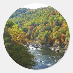 Ohiopyle River im Herbst II Pennsylvania Herbst Runder Aufkleber