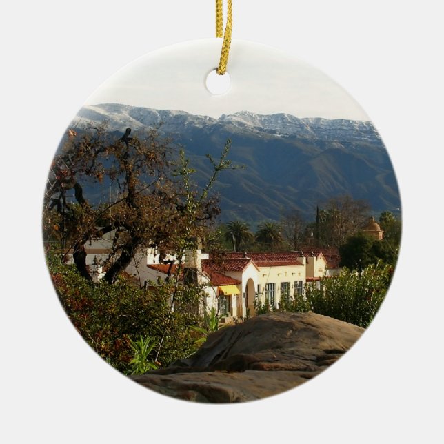Ojai mit Schnee Keramik Ornament (Vorne)