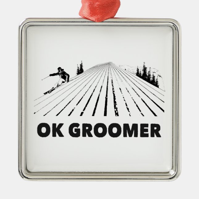 Ok Groomer Skiing Ornament Aus Metall (Vorne)