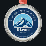 Okemo Colorado Skiort Medaille Ornament Aus Metall<br><div class="desc">Medal / Ornament aus Okemo Colorado mit einem wunderschönen blauen Berg mit sonniger Hintergrundfarbe und die Möglichkeit,  Text hinzuzufügen.</div>