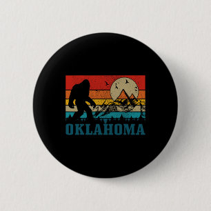 Oklahoma Bigfoot Vintag Mountains Wandern Camping Button