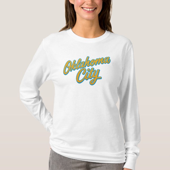Oklahoma City Script - Retro OKC Pride T-Shirt (Vorderseite)
