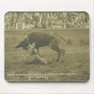 Oklahoma Culy beim Bulldoggen. Mousepad