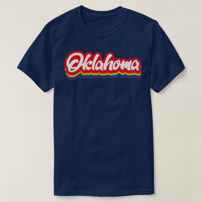 Oklahoma Rainbow Typografie T-Shirt (Design vorne)