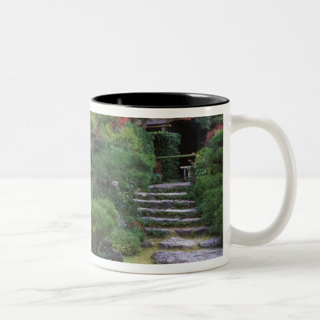 Okochi Sanso, Arashiyama, Kyoto, Japan Zweifarbige Tasse (Rechts)