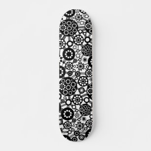 Ökosystem - Schwarz auf Holz Skateboard