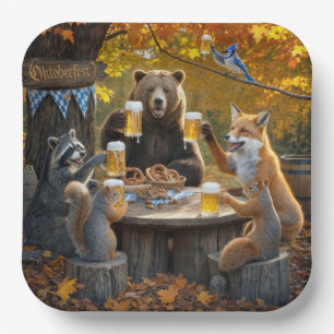 Oktoberfest im Wald mit Wildtieren Pappteller