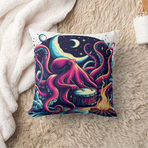 Oktopus bei Campfire unter Night Sky Kissen