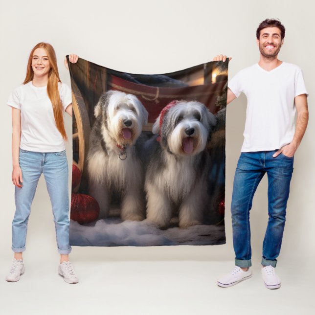 Old English Sheepdog Snowy Sleigh Weihnachtsdekor Fleecedecke (Beispiel)