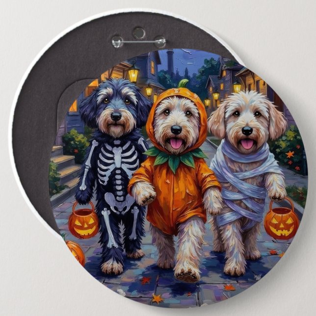 Old English Sheepdogs Trick-or-Treating Halloween Button (Vorne & Hinten)